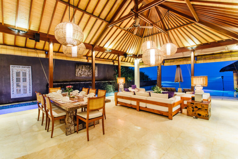 puri-saanti-dining-living-area